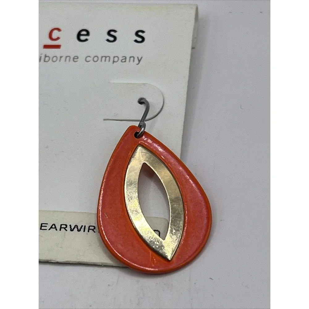 Axcess‎ Liz Claiborn Dangling Teardrop Earrings Orange & Gold